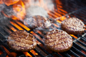 Rare, Medium Rare, Well Done: cum gătești cei mai buni burgeri vită?