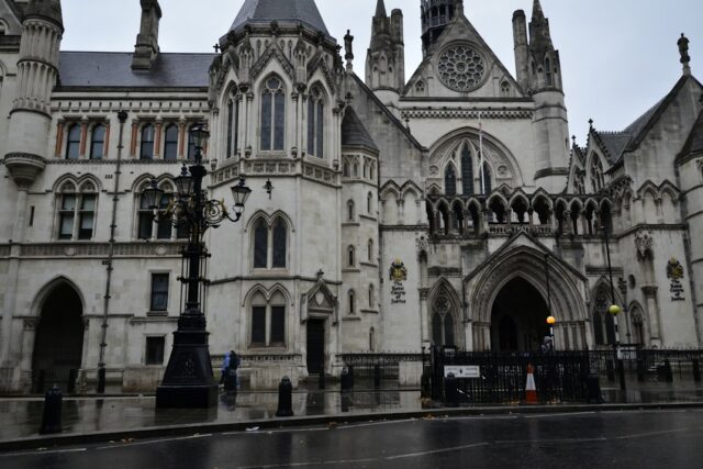 Photo judicial system